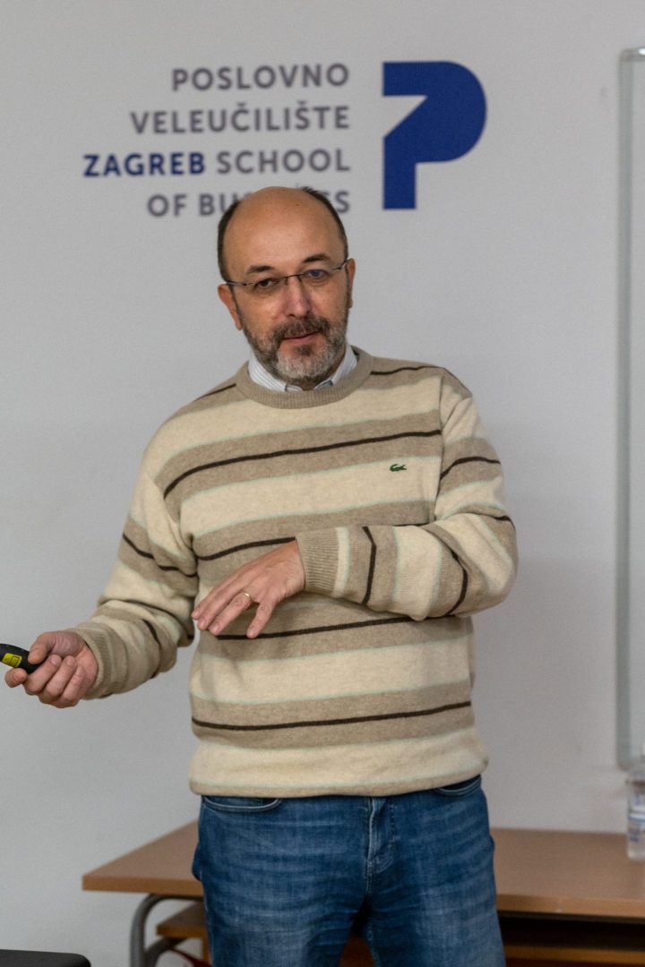 KREŠIMIR MACAN ISPRIČAO JE STUDENTICAMA I STUDENTIMA PVZG-A KOJA PR PRIČA SE PAMTI