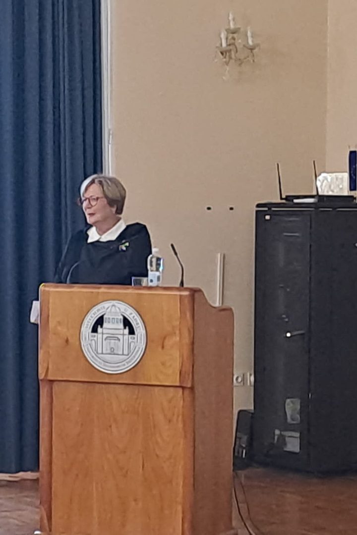 Naša vanjska suradnica Nives Tomašević održala izlaganje na temu ,,Znanstveni i književni rad Dubravke Oraić Tolić kao brend hrvatske kulture i nakladništva”