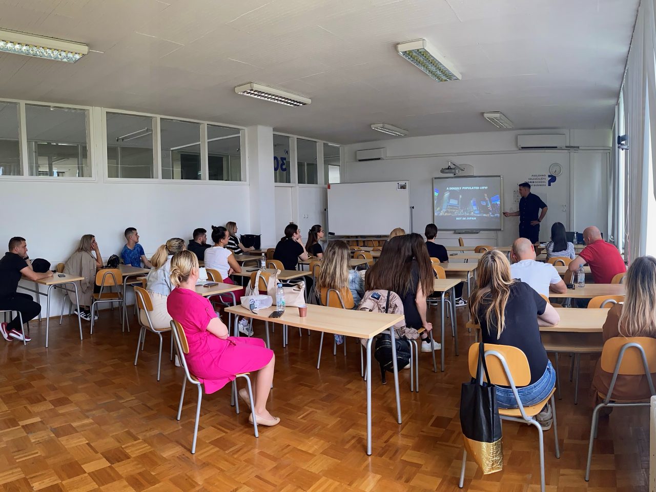 Gostujuće predavanje Stjepana Zelića (Hypefy) u sklopu praktikuma “Primjena umjetne inteligencije u marketingu”